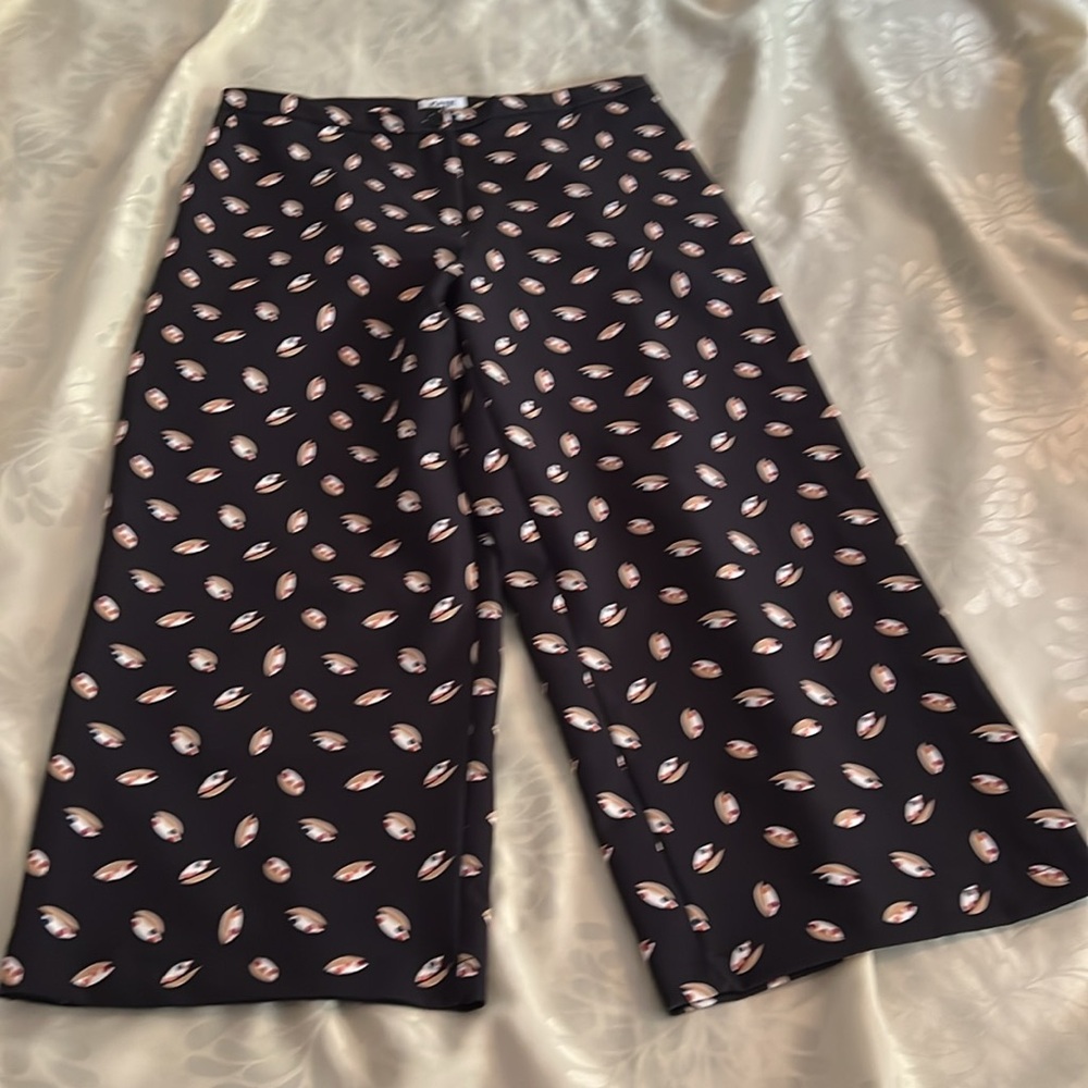 Like New-KATE-Size Large